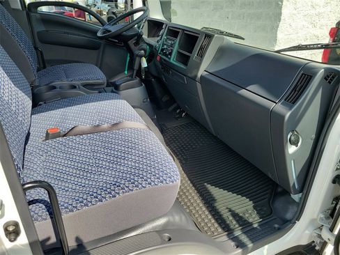 New 2024 Chevrolet Low Cab Forward image 10