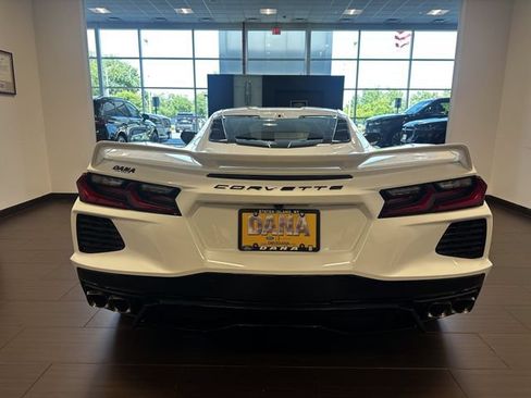 Used 2023 Chevrolet Corvette Stingray Preferred Cpe w/ Z51 Performance Package RWD image 6