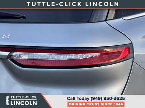 Used 2021 Lincoln Corsair FWD image 9