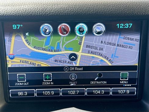 Used 2018 Chevrolet Suburban LT image 14