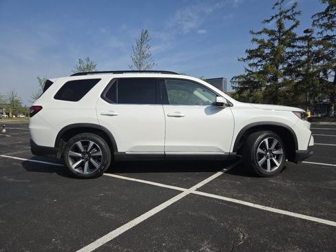 Certified 2024 Honda Pilot Elite image 23