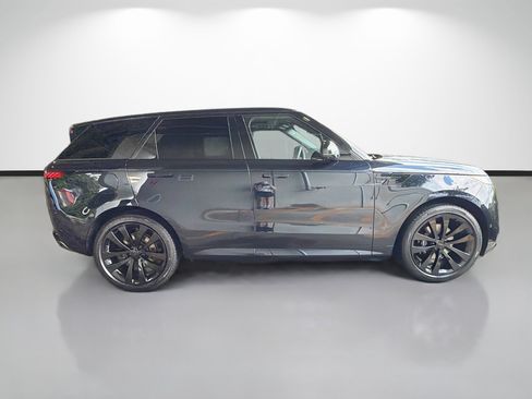 New 2026 Land Rover Range Rover Sport Dynamic SE AWD/4WD image 6