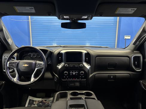 Used 2022 Chevrolet Silverado 1500 LT w/ Z71 Off-Road Package AWD/4WD image 27