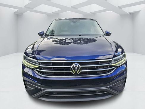 Used 2023 Volkswagen Tiguan SE FWD image 8
