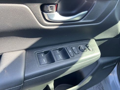 Used 2023 Honda CR-V EX image 22