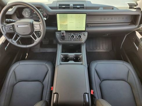 New 2026 Land Rover Defender 130 X-Dynamic SE AWD/4WD image 25