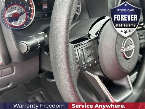 Used 2023 Nissan Rogue SV FWD image 20