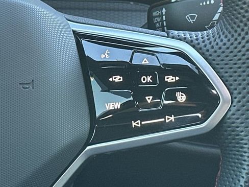 Used 2024 Volkswagen GTI S image 11