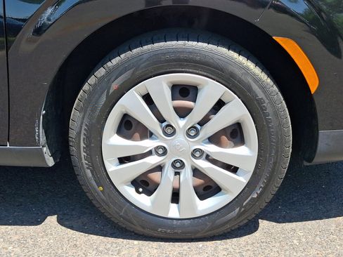Used 2020 Kia Soul LX FWD image 10