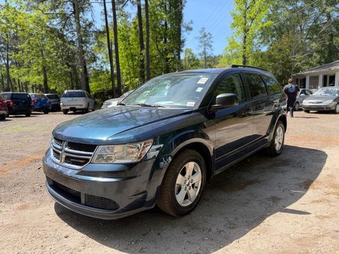 Used 2013 Dodge Journey SE image 3