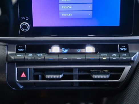 Used 2025 Toyota Camry SE FWD image 20