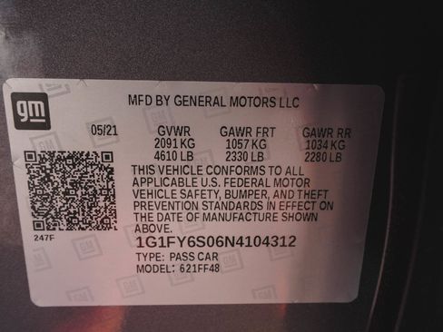 Used 2022 Chevrolet Bolt EUV LT w/ Convenience Package image 13