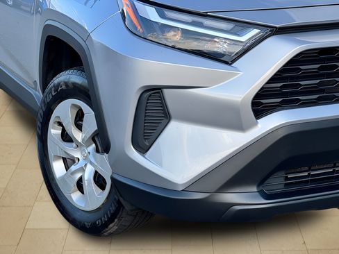 Used 2023 Toyota RAV4 LE FWD image 37