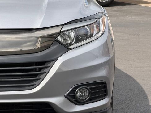 Used 2019 Honda HR-V EX image 2