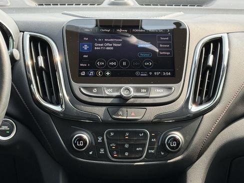 Used 2024 Chevrolet Equinox RS w/ RS Leather Package FWD image 29