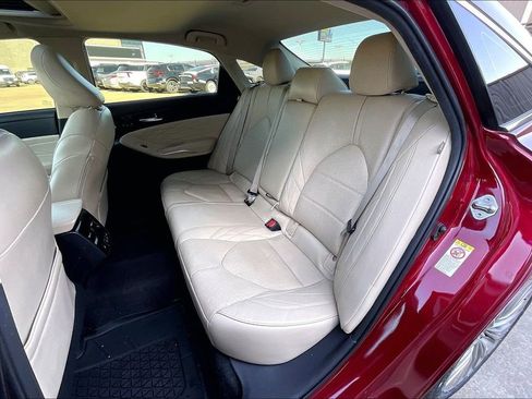 Used 2019 Toyota Avalon Limited w/ All Weather Liner Package FWD image 26