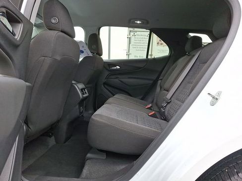 Used 2023 Chevrolet Equinox LT AWD/4WD image 13