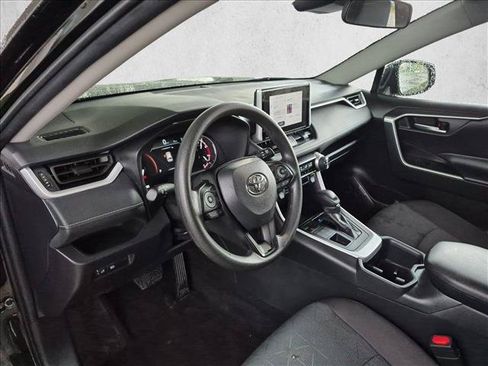 Certified 2025 Toyota RAV4 XLE AWD/4WD image 10