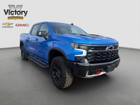 Used 2025 Chevrolet Silverado 1500 ZR2 w/ Technology Package image 8