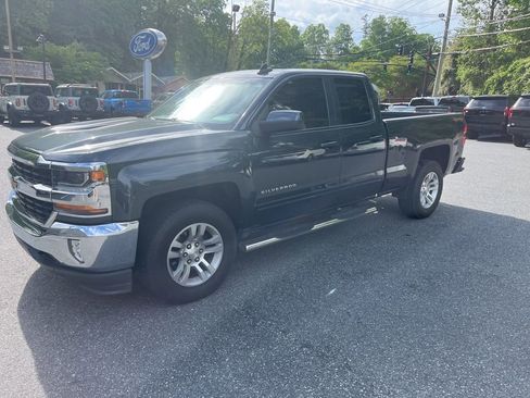 Used 2017 Chevrolet Silverado 1500 LT w/ All Star Edition AWD/4WD image 8