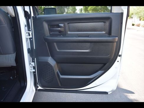Used 2020 RAM 1500 Tradesman RWD image 25