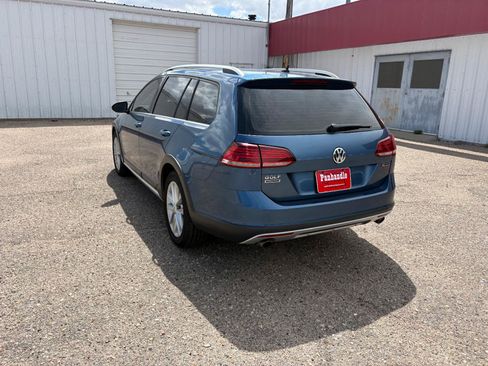 Used 2019 Volkswagen Golf Alltrack S AWD/4WD image 6