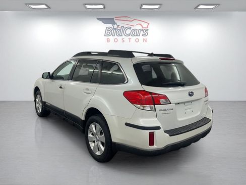 Used 2012 Subaru Outback 2.5i Limited image 6