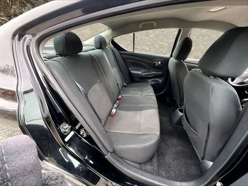 Used 2019 Nissan Versa SV image 25