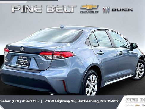 Used 2024 Toyota Corolla LE FWD image 11