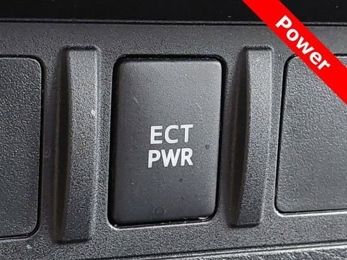 Used 2022 Toyota Tacoma SR image 15