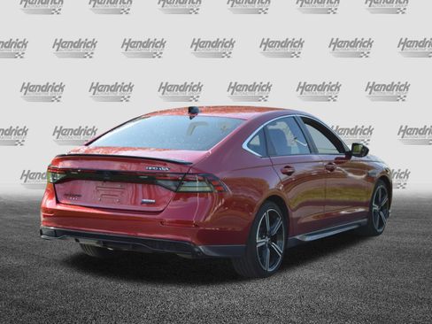 Used 2023 Honda Accord Sport image 11