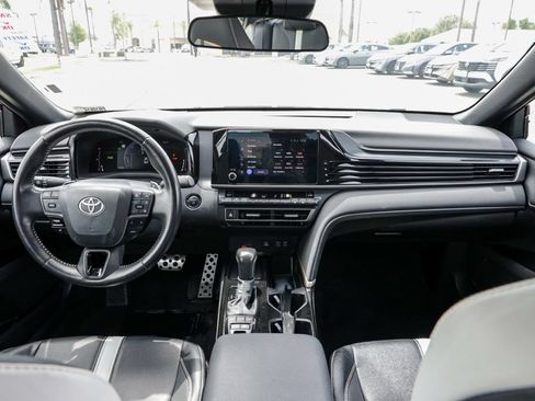 Used 2025 Toyota Camry SE FWD image 24