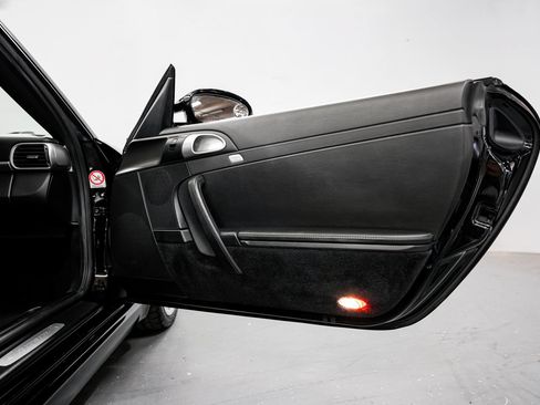 Used 2006 Porsche 911 Carrera S RWD image 19