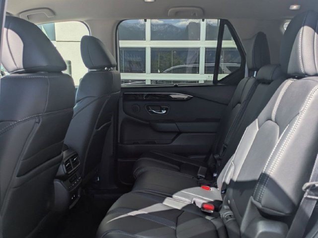 New 2026 Honda Pilot TrailSport image 17