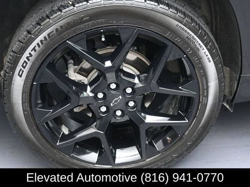 Used 2024 Chevrolet Traverse RS w/ LPO, Floor Liner Package AWD/4WD image 5