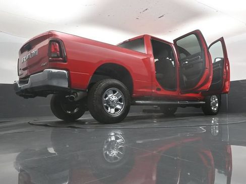 Used 2026 RAM 2500 Big Horn AWD/4WD image 58