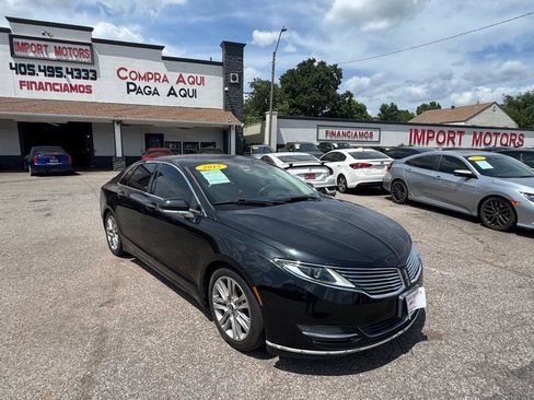 Used 2015 Lincoln MKZ FWD image 3