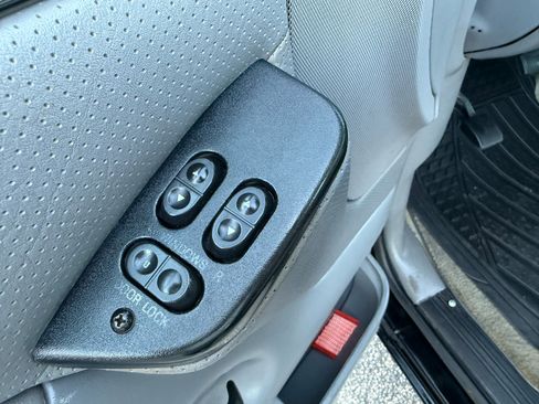 Used 1994 Ford F150 XL image 39