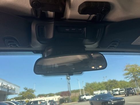 Used 2024 Jeep Wrangler Willys image 21