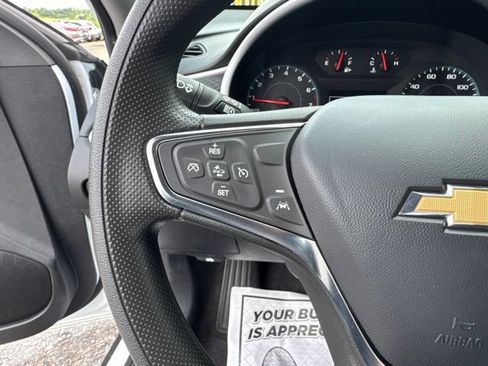 Used 2024 Chevrolet Malibu LT FWD image 17