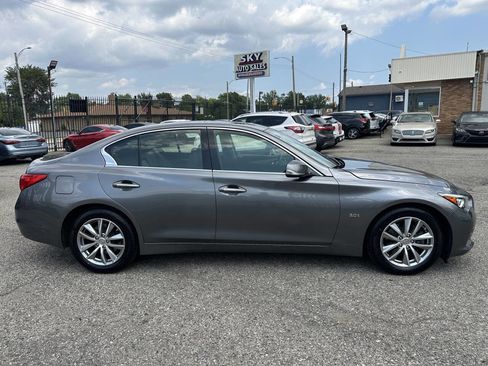Used 2016 INFINITI Q50 3.0t Premium image 4