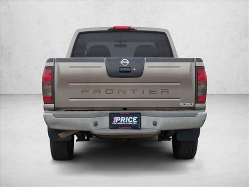 Used 2003 Nissan Frontier XE image 7