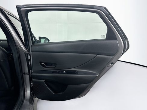 Used 2023 Hyundai Elantra N Line image 31