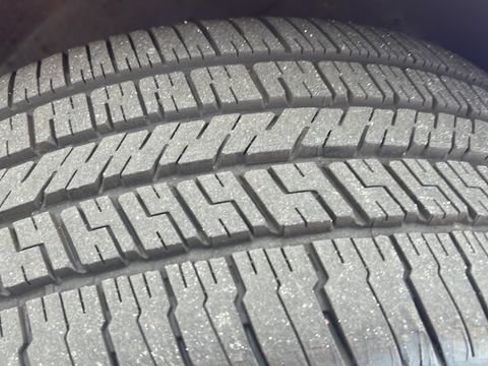 Used 2007 Pontiac Solstice Convertible RWD image 27