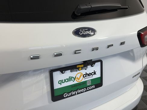 Used 2023 Ford Escape ST-Line image 16