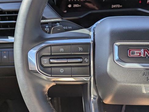 Certified 2025 GMC Acadia Elevation image 16