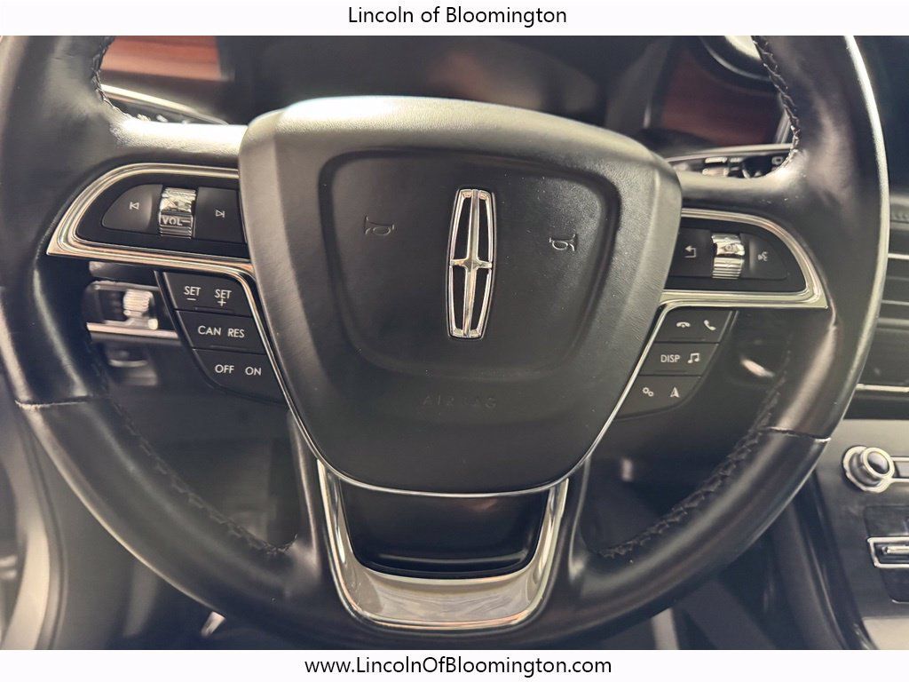 Used 2023 Lincoln Nautilus Reserve w/ Monochromatic Package AWD/4WD image 18