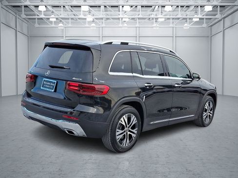 Certified 2024 Mercedes-Benz GLB 250 4MATIC image 6