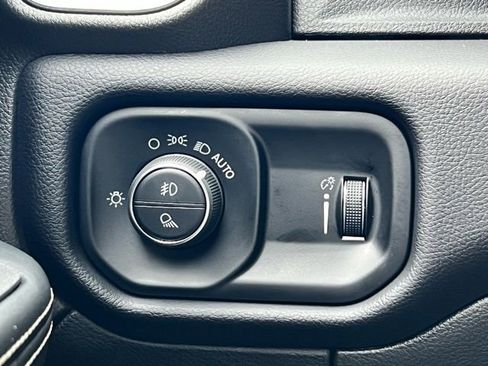 Used 2025 RAM 2500 Big Horn image 28