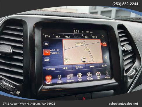 Used 2016 Jeep Cherokee Trailhawk w/ Leather Interior Group image 24